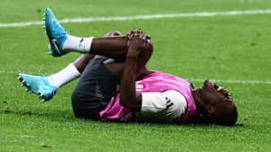 中表现亮眼 中表现亮眼