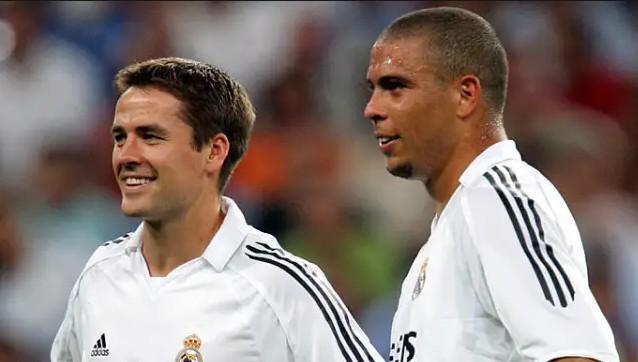 次上演精彩 次上演精彩